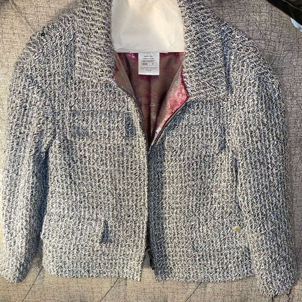 CHANEL knit blazer in light grey